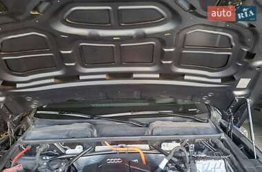 Внедорожник / Кроссовер Audi Q5 2023 в 