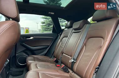 Внедорожник / Кроссовер Audi Q5 2015 в 