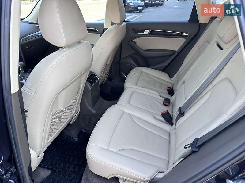 Позашляховик / Кросовер Audi Q5 2014 в Києві