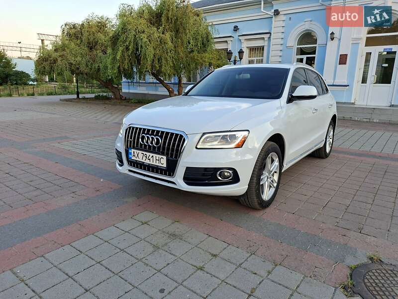 Позашляховик / Кросовер Audi Q5 2016 в Карлівці