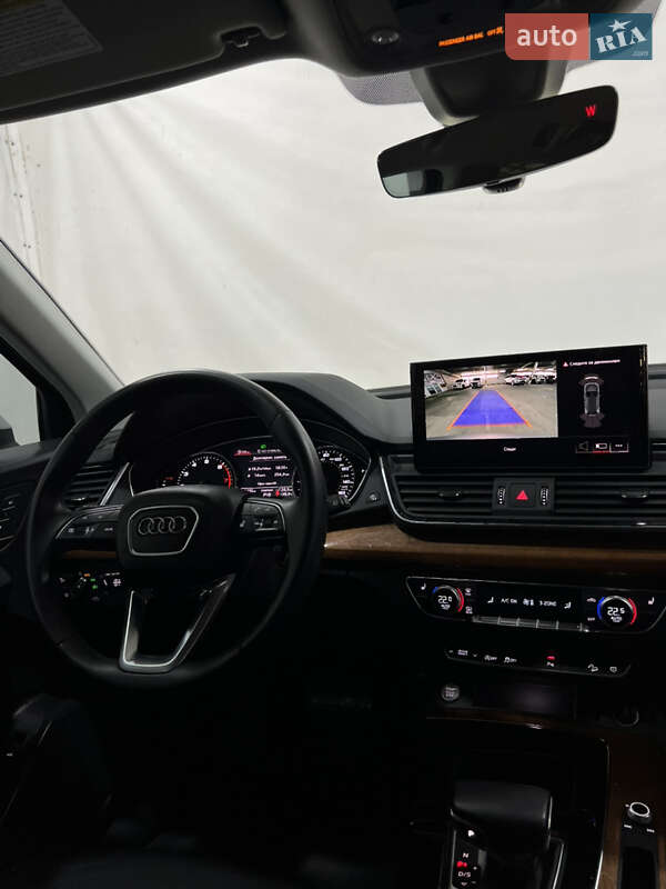 Внедорожник / Кроссовер Audi Q5 2022 в Одессе