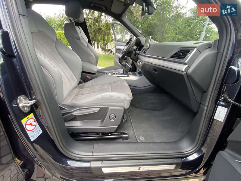 Позашляховик / Кросовер Audi Q5 2018 в Луцьку