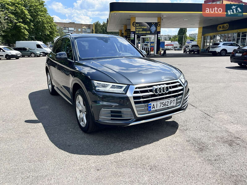Внедорожник / Кроссовер Audi Q5 2017 в Василькове