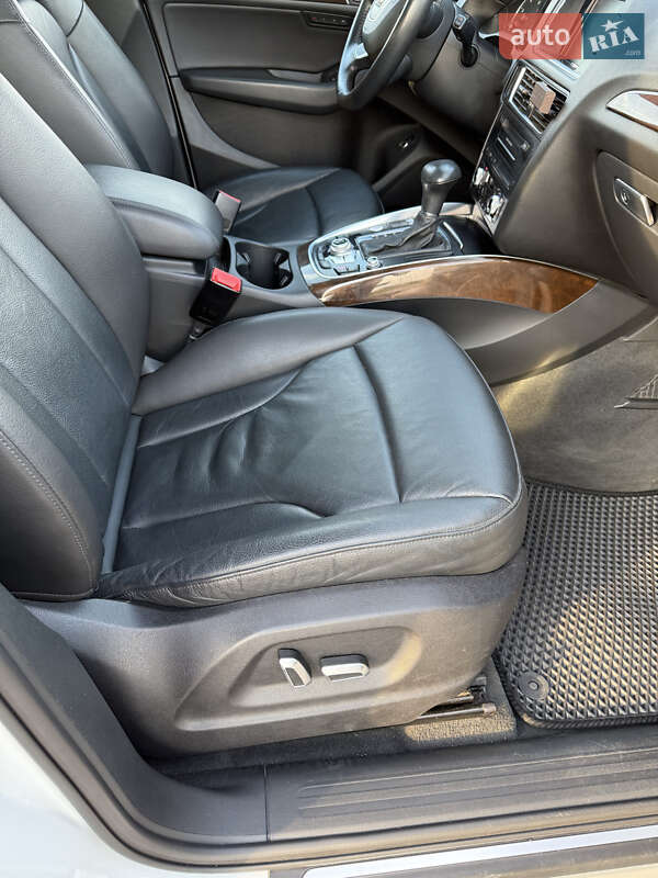 Внедорожник / Кроссовер Audi Q5 2015 в Львове