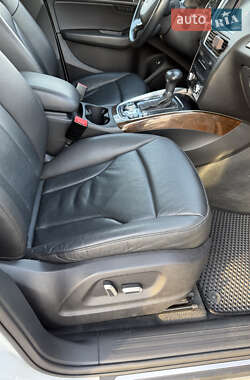 Внедорожник / Кроссовер Audi Q5 2015 в 