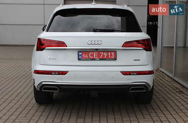 Внедорожник / Кроссовер Audi Q5 2024 в 