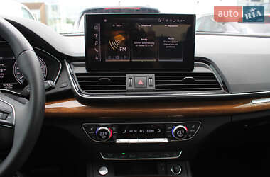 Внедорожник / Кроссовер Audi Q5 2024 в 