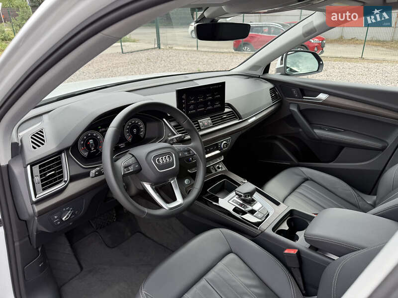 Позашляховик / Кросовер Audi Q5 2023 в Києві