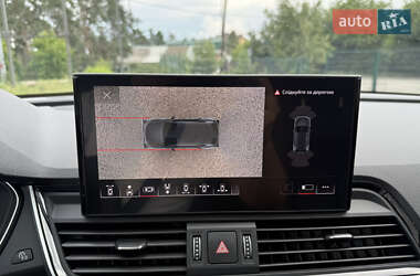 Позашляховик / Кросовер Audi Q5 2023 в 