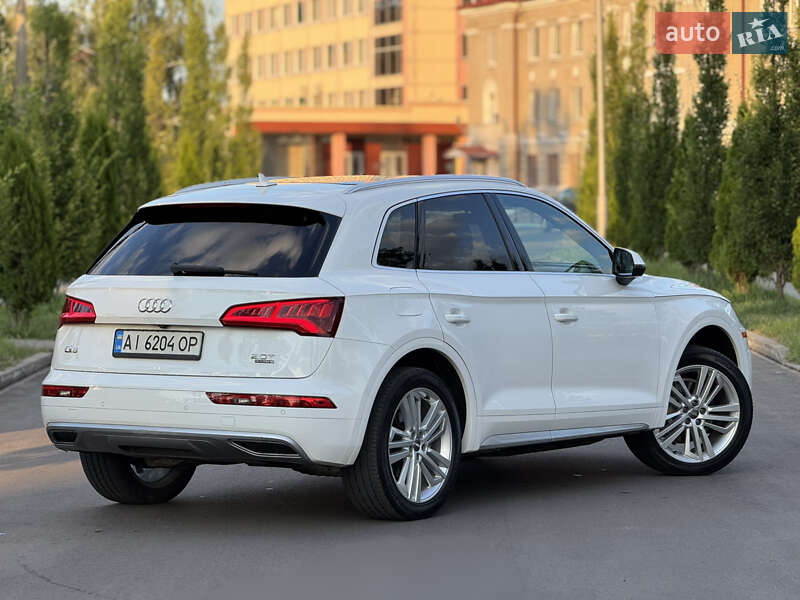 Внедорожник / Кроссовер Audi Q5 2017 в Киеве