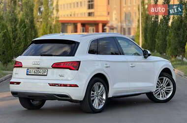 Внедорожник / Кроссовер Audi Q5 2017 в 
