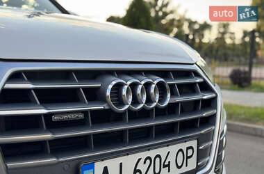 Внедорожник / Кроссовер Audi Q5 2017 в 