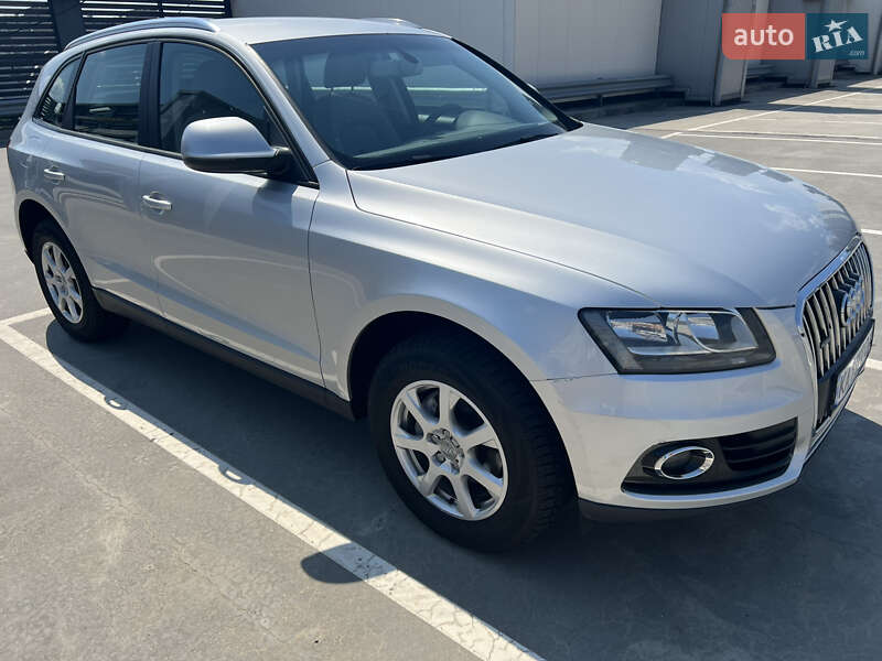 Внедорожник / Кроссовер Audi Q5 2013 в Киеве