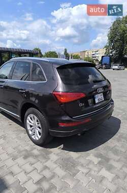 Позашляховик / Кросовер Audi Q5 2016 в 