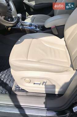 Позашляховик / Кросовер Audi Q5 2016 в 