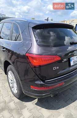 Позашляховик / Кросовер Audi Q5 2016 в 