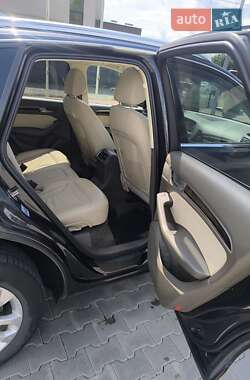Позашляховик / Кросовер Audi Q5 2016 в 