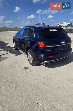 Позашляховик / Кросовер Audi Q5 2022 в 