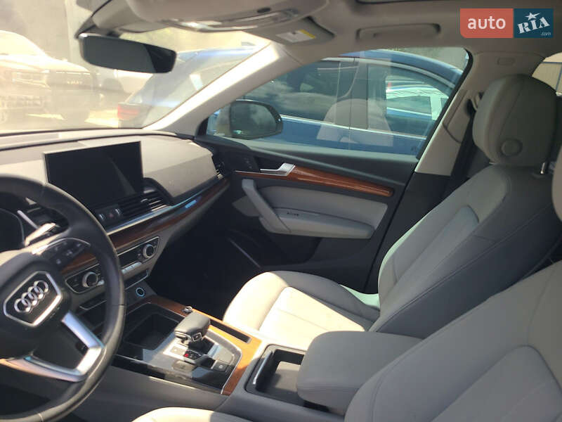 Внедорожник / Кроссовер Audi Q5 2022 в Киеве