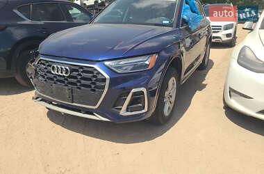Позашляховик / Кросовер Audi Q5 2022 в 