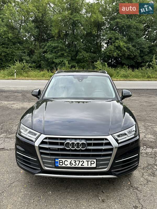 Позашляховик / Кросовер Audi Q5 2018 в Львові