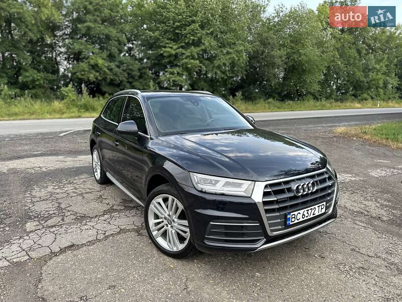 Позашляховик / Кросовер Audi Q5 2018 в Львові