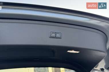 Внедорожник / Кроссовер Audi Q5 2018 в 