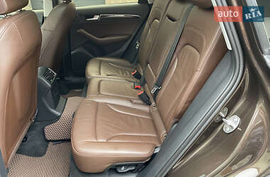 Внедорожник / Кроссовер Audi Q5 2012 в 