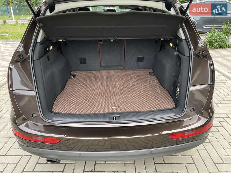 Внедорожник / Кроссовер Audi Q5 2012 в Тернополе