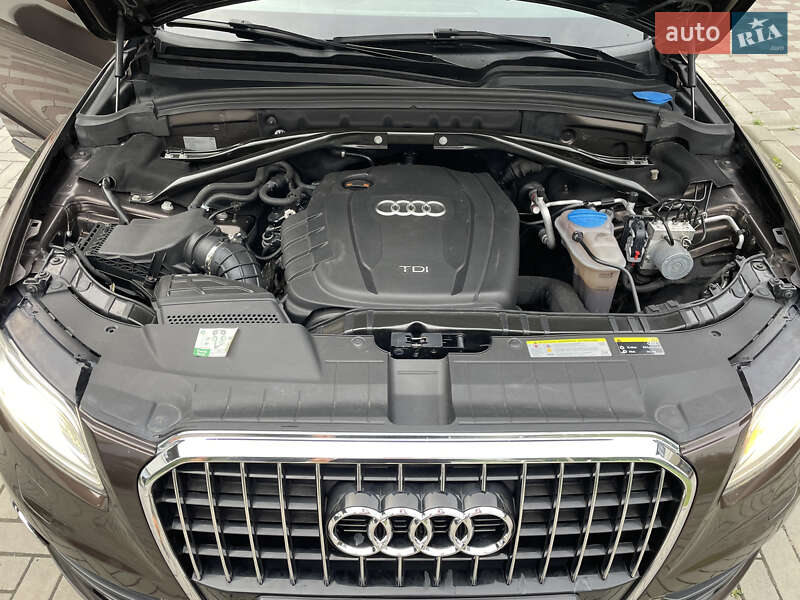 Внедорожник / Кроссовер Audi Q5 2012 в Тернополе