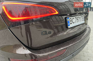 Позашляховик / Кросовер Audi Q5 2013 в 