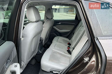 Позашляховик / Кросовер Audi Q5 2013 в 