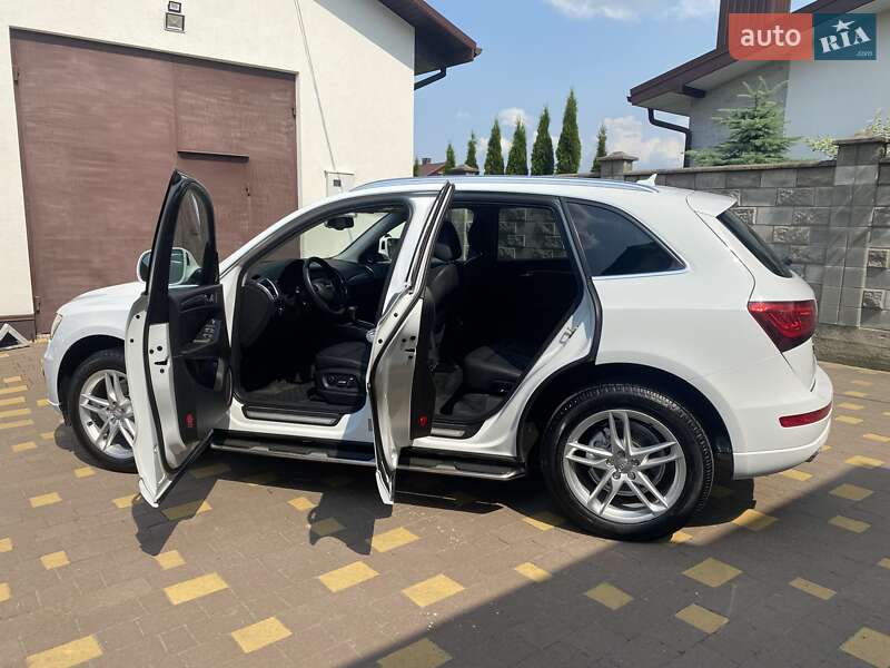 Позашляховик / Кросовер Audi Q5 2014 в Рівному