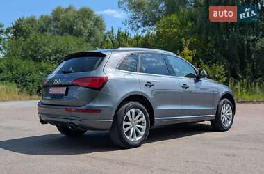 Позашляховик / Кросовер Audi Q5 2013 в 