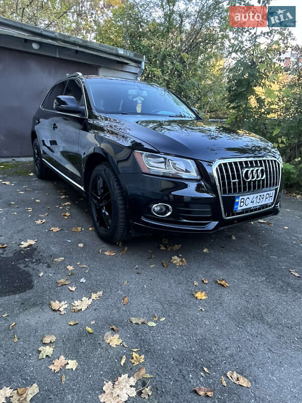 Позашляховик / Кросовер Audi Q5 2012 в Львові