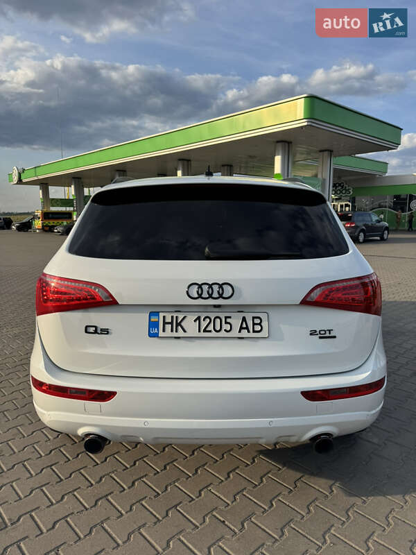 Позашляховик / Кросовер Audi Q5 2012 в Рівному