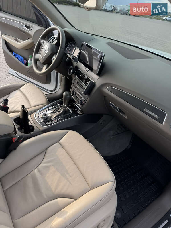 Позашляховик / Кросовер Audi Q5 2012 в Рівному