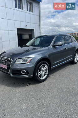 Внедорожник / Кроссовер Audi Q5 2016 в 
