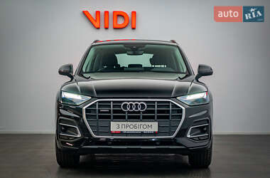 Внедорожник / Кроссовер Audi Q5 2021 в 