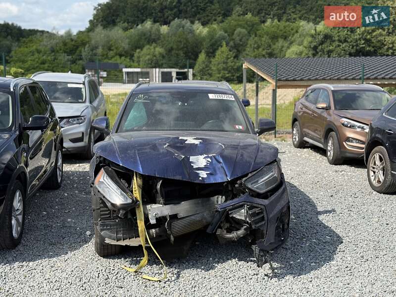 Позашляховик / Кросовер Audi Q5 2021 в Львові