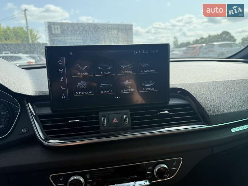Позашляховик / Кросовер Audi Q5 2021 в Львові