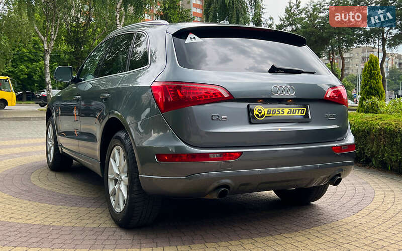 Позашляховик / Кросовер Audi Q5 2012 в Львові