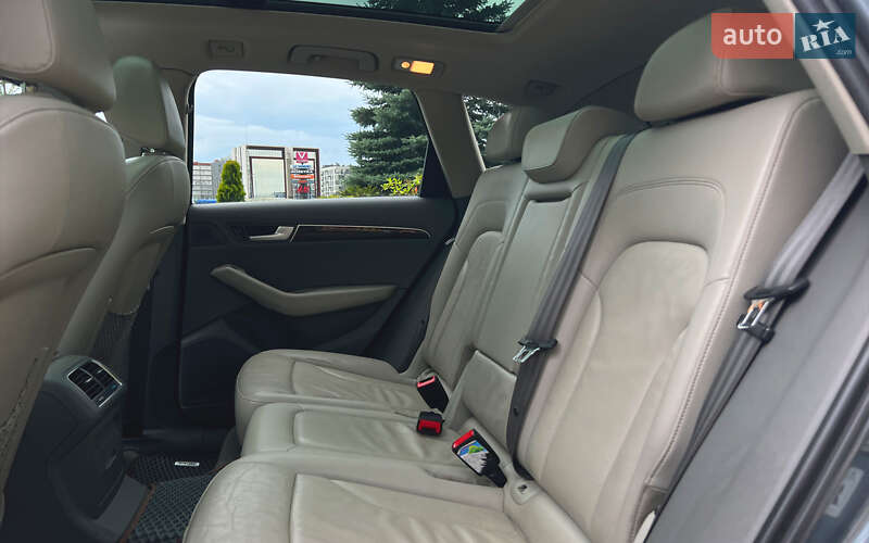 Позашляховик / Кросовер Audi Q5 2012 в Львові