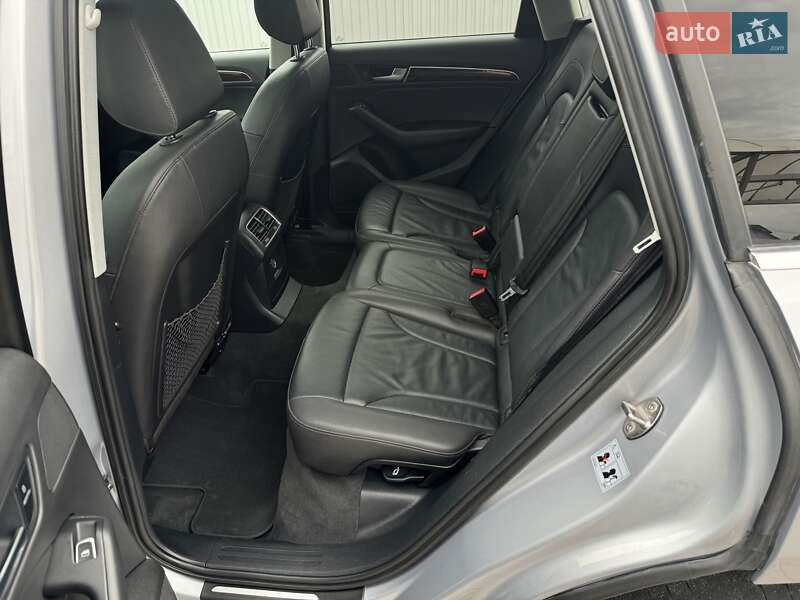 Позашляховик / Кросовер Audi Q5 2015 в Коломиї