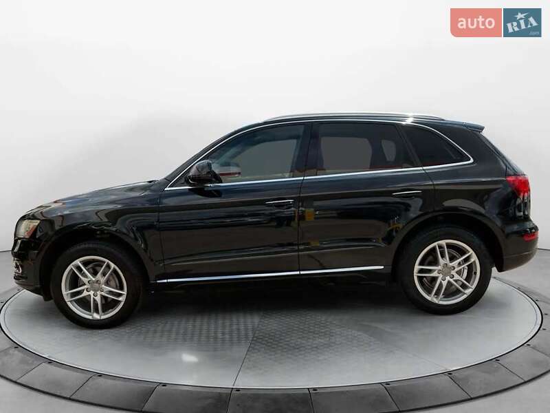 Позашляховик / Кросовер Audi Q5 2015 в Львові