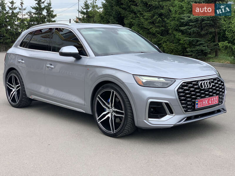 Позашляховик / Кросовер Audi Q5 2021 в Тернополі