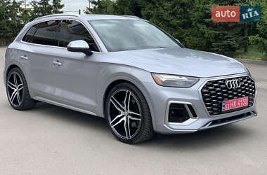 Внедорожник / Кроссовер Audi Q5 2021 в 