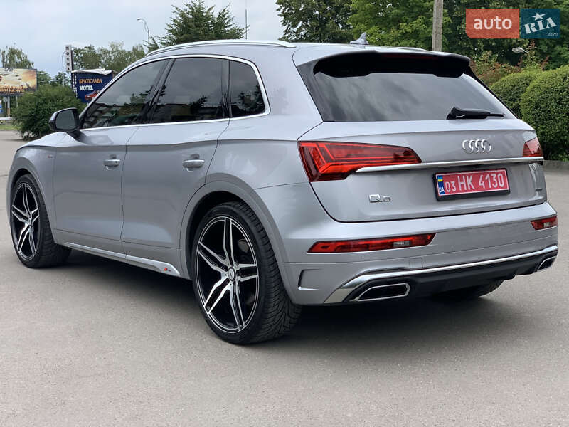 Позашляховик / Кросовер Audi Q5 2021 в Тернополі