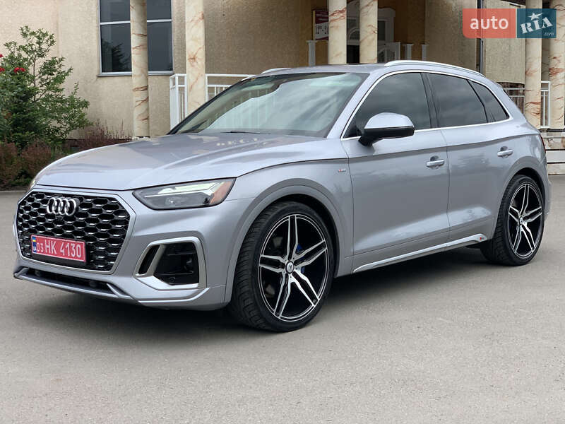 Позашляховик / Кросовер Audi Q5 2021 в Тернополі