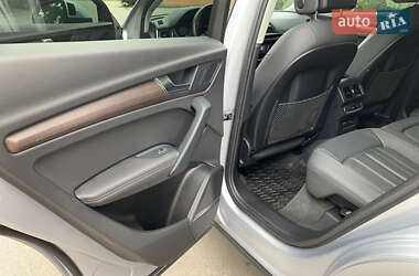 Внедорожник / Кроссовер Audi Q5 2021 в 